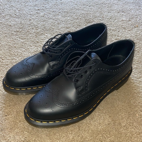 NWT Doc Martens 3989 Yellow Stitch Smooth Leather Brogue Shoes - Picture 11 of 16